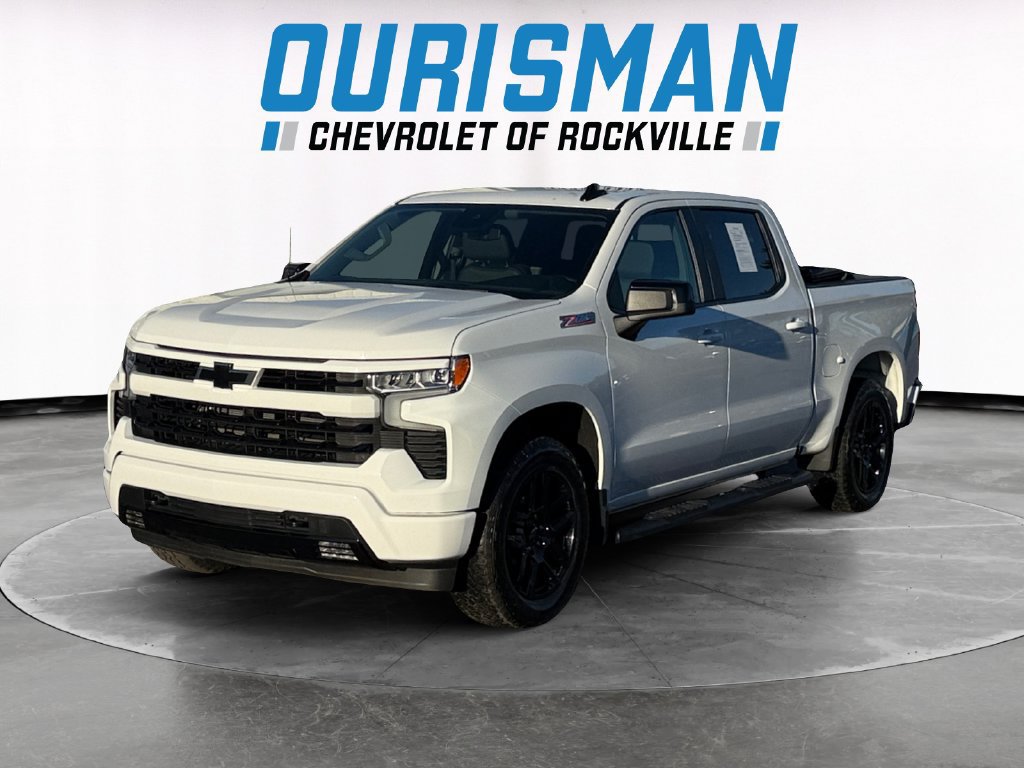 Used 2023 Chevrolet Silverado 1500 RST w/ Convenience Package II AWD/4WD image 2