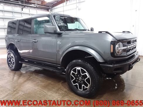 Used 2022 Ford Bronco Outer Banks image 1