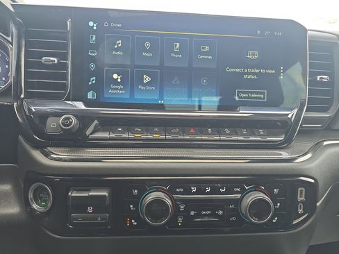 Used 2023 Chevrolet Silverado 1500 ZR2 w/ Technology Package image 30