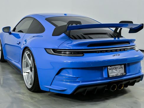 Used 2022 Porsche 911 GT3 RWD image 9
