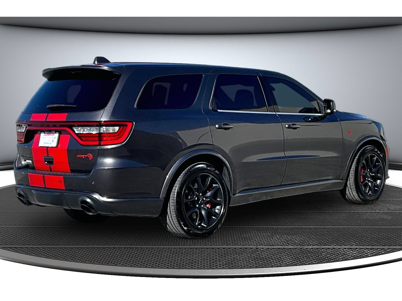 Used 2021 Dodge Durango SRT Hellcat w/ Technology Group AWD/4WD image 18