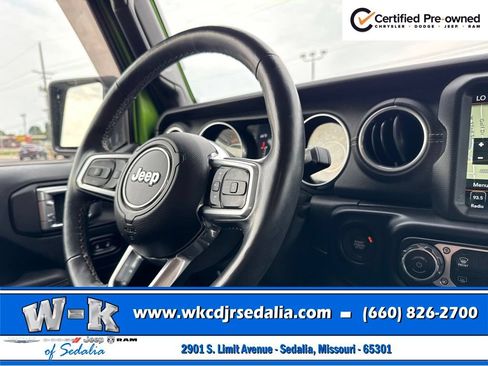 Used 2019 Jeep Wrangler Unlimited Sahara AWD/4WD image 37