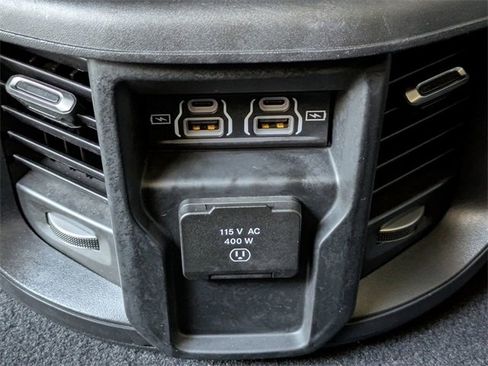 Used 2024 RAM 2500 Laramie image 15