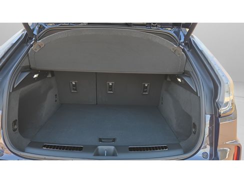 Used 2024 Cadillac XT4 Sport w/ Cold Weather Package image 31