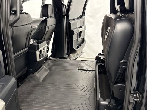 Used 2018 Ford F150 Lariat w/ Equipment Group 502A Luxury image 36