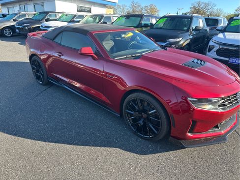 Used 2023 Chevrolet Camaro LT RWD image 2