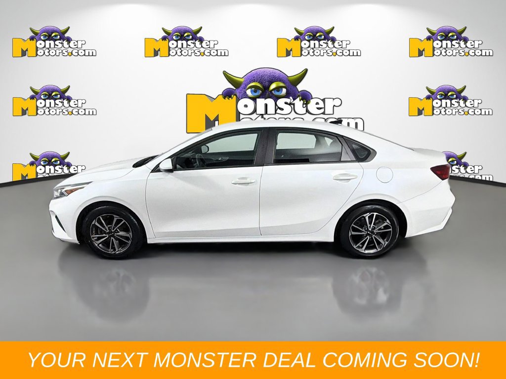 Used 2022 Kia Forte LXS FWD image 8