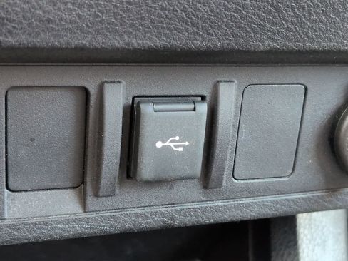 Used 2021 Toyota Tacoma SR w/ SR Convenience Package RWD image 20