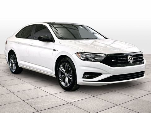 Used 2019 Volkswagen Jetta R-Line FWD image 2
