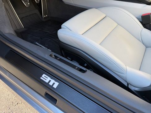 Certified 2022 Porsche 911 Targa 4S image 25