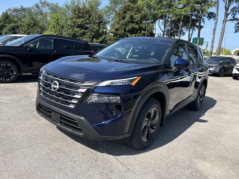 New 2026 Nissan Rogue SV FWD image 3