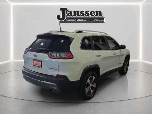 Used 2019 Jeep Cherokee Limited w/ Luxury Group AWD/4WD image 5