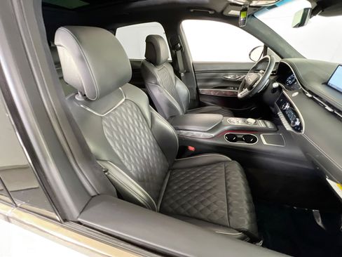 Used 2023 Genesis GV70 3.5T Sport w/ Sport Advanced Package image 28