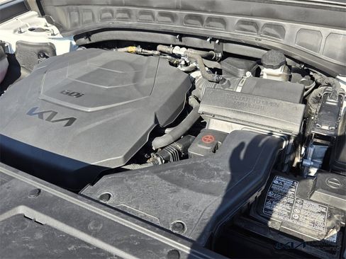 Certified 2022 Kia Telluride EX w/ EX Premium Package image 21