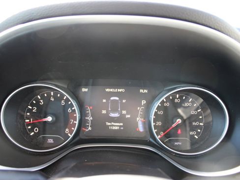 Used 2018 Jeep Compass Latitude w/ Popular Equipment Group image 30