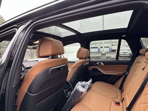 New 2026 BMW X5 xDrive50e AWD/4WD image 11