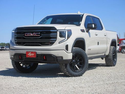 New 2026 GMC Sierra 1500 AT4 w/ AT4 Premium Package AWD/4WD image 9