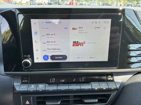 Used 2026 Toyota Camry LE FWD image 23