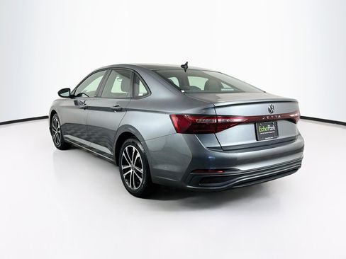 Used 2025 Volkswagen Jetta Sport FWD image 5