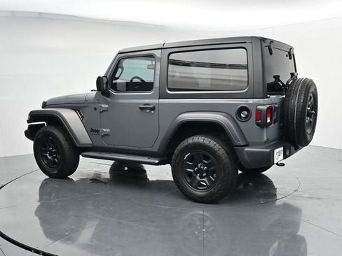Used 2025 Jeep Wrangler Sport AWD/4WD image 6