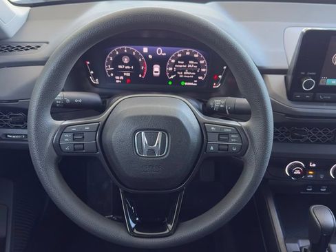 Used 2025 Honda Accord LX image 19