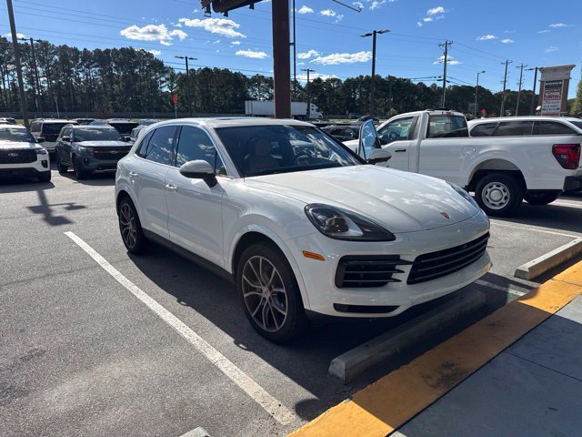Used 2020 Porsche Cayenne AWD/4WD image 17