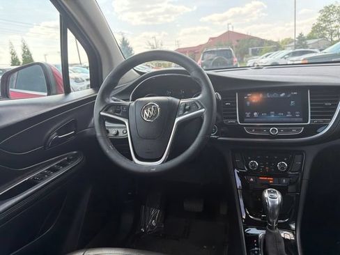 Used 2017 Buick Encore Essence FWD image 8