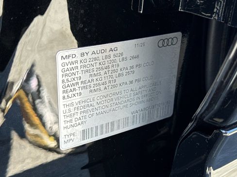 New 2026 Audi Q3 quattro 2.0T AWD/4WD image 25