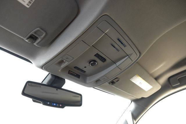 Used 2020 Cadillac Escalade 2WD image 33