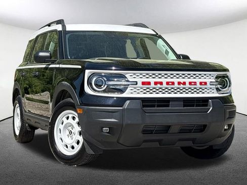 Used 2025 Ford Bronco Sport Heritage w/ Convenience Package AWD/4WD image 2