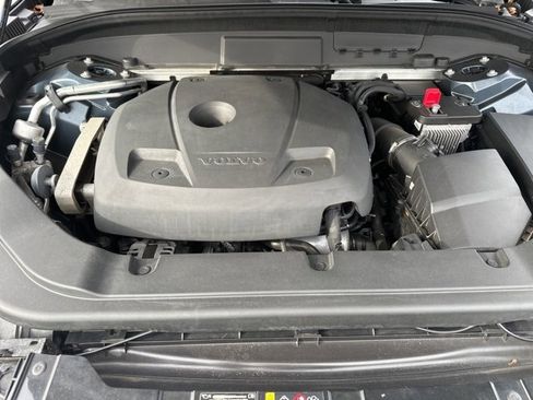 Used 2020 Volvo XC60 T5 Momentum w/ Protection Package Premier image 33