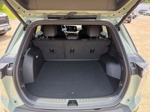 Used 2026 Chevrolet Equinox ACTIV w/ Convenience Package III AWD/4WD image 11