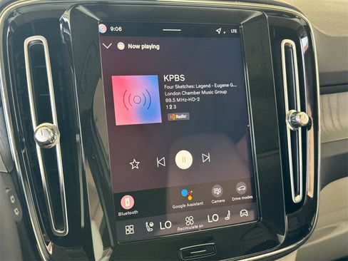 New 2026 Volvo XC40 B5 Ultra image 17