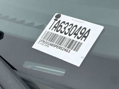 Used 2023 Ford Expedition XLT RWD image 34