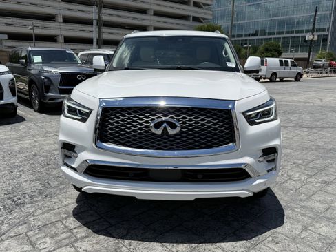 Used 2020 INFINITI QX80 Luxe w/ Proassist Package RWD image 2