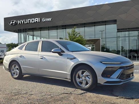 New 2026 Hyundai Sonata SE FWD image 1