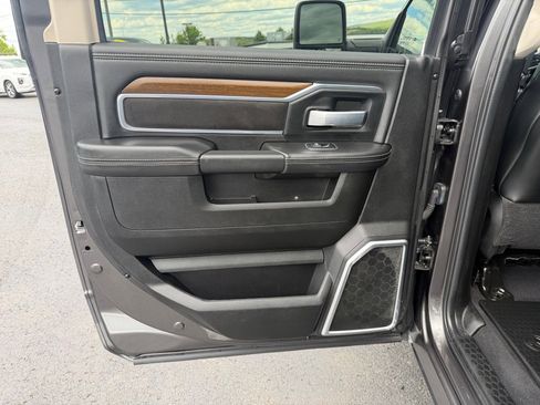 Used 2024 RAM 2500 Laramie AWD/4WD image 23