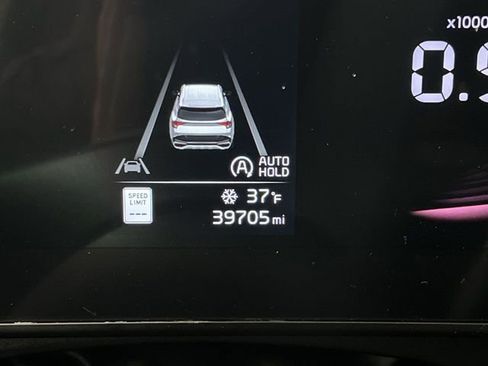 Used 2023 Kia Sportage EX image 12