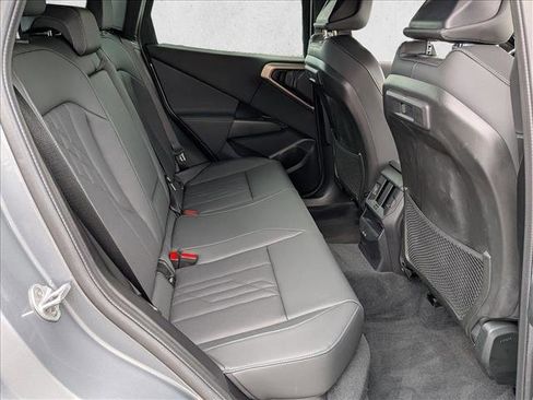 Certified 2025 BMW X3 xDrive30i w/ Premium Package image 18