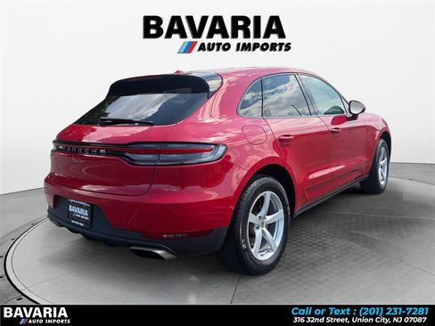 Used 2020 Porsche Macan AWD/4WD image 5