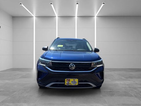 Used 2022 Volkswagen Taos S AWD/4WD image 2