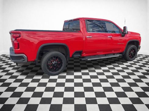 Certified 2021 Chevrolet Silverado 2500 LTZ w/ LTZ Plus Package AWD/4WD image 32