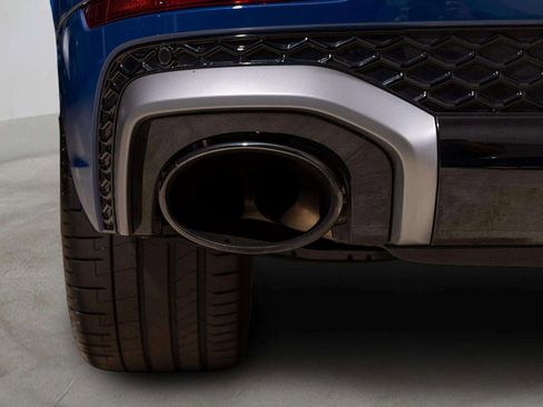 Used 2025 Audi RS Q8 performance image 35