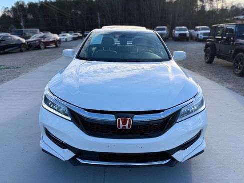Used 2016 Honda Accord EX-L image 2