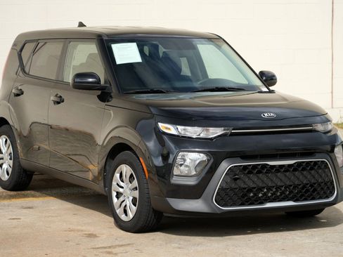 Used 2021 Kia Soul LX FWD image 45
