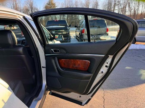 Used 2014 Lincoln MKS AWD w/ Equipment Group 101A image 15