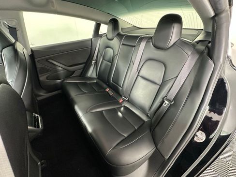Used 2019 Tesla Model 3 Standard Range Plus RWD image 33