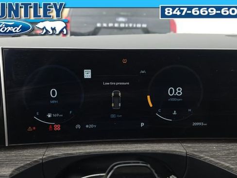 Used 2024 Hyundai Santa Fe Calligraphy image 9