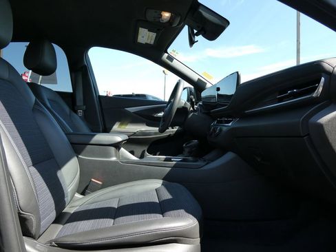 Used 2024 Buick Envista Preferred w/ Convenience II Package FWD image 13