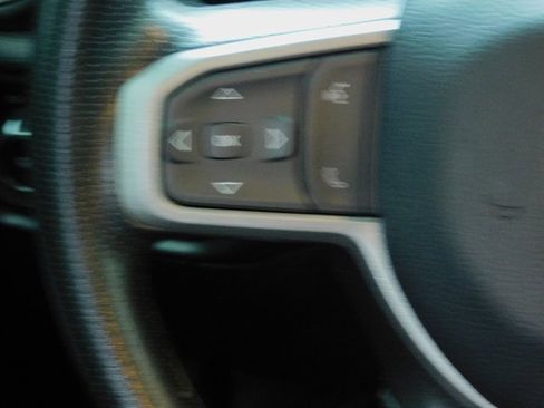 Used 2024 RAM 2500 Tradesman w/ Chrome Appearance Group image 17